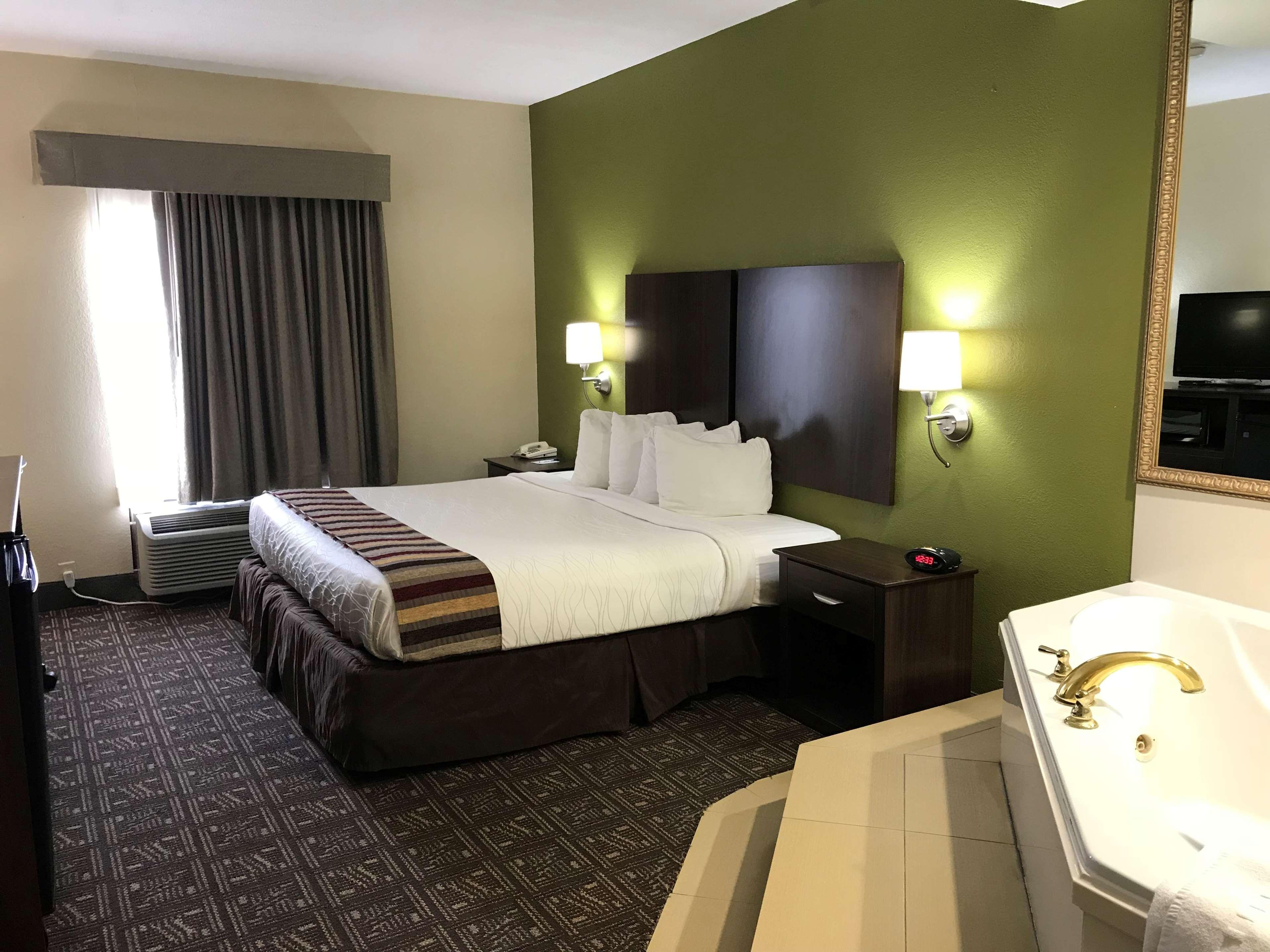 Best Western Rayne Inn Экстерьер фото