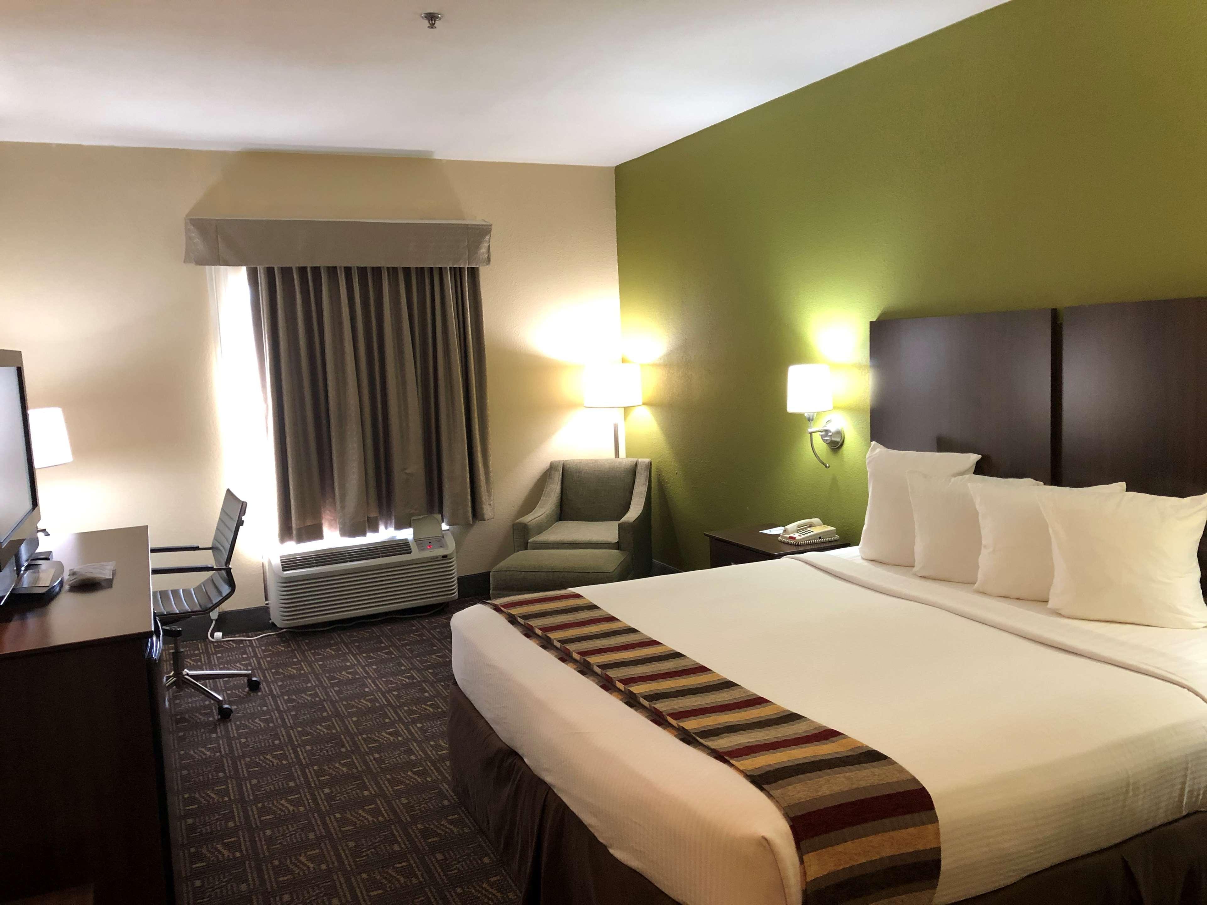 Best Western Rayne Inn Экстерьер фото