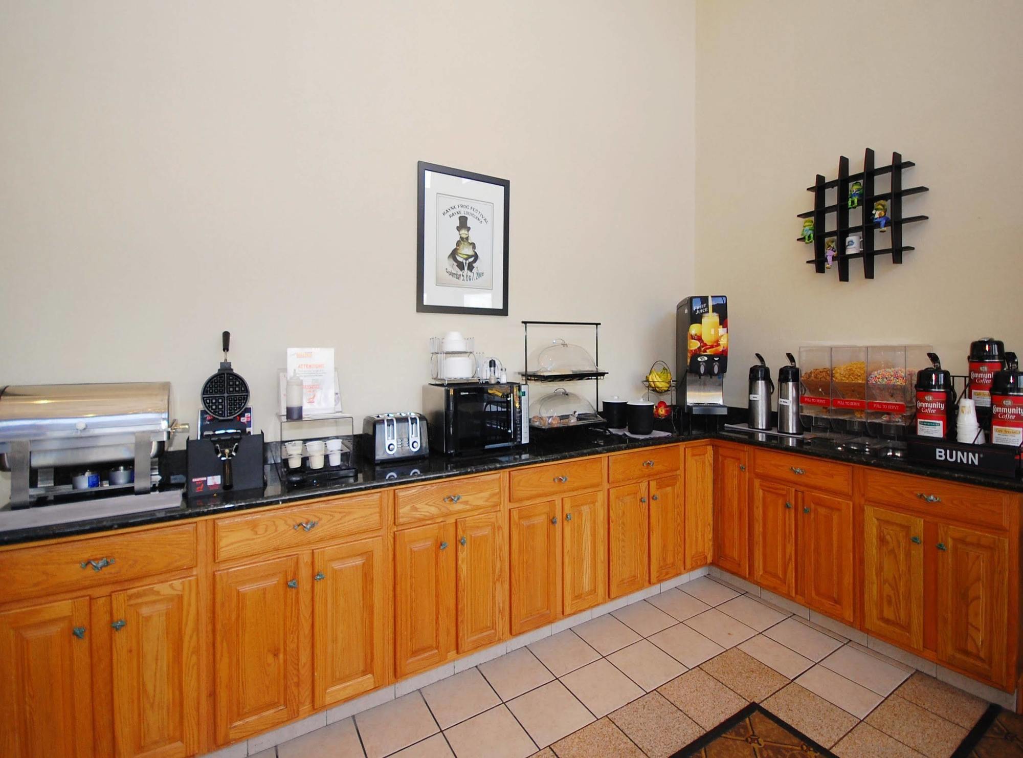 Best Western Rayne Inn Экстерьер фото